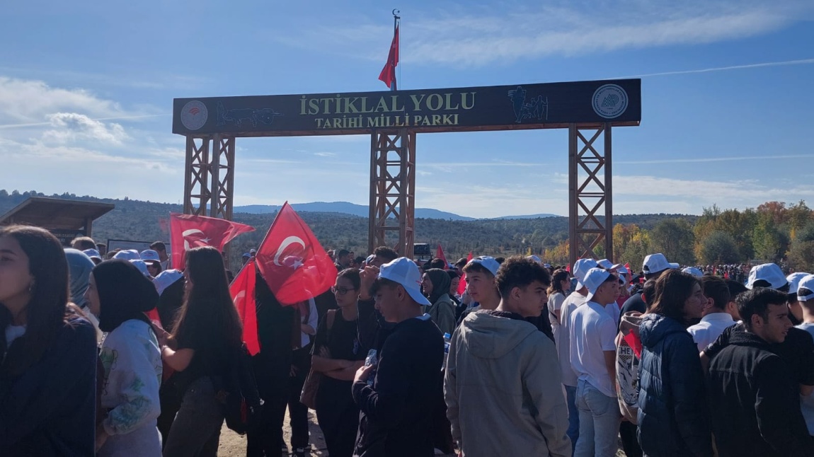 İSTİKLAL YOLU YÜRÜYÜŞÜ